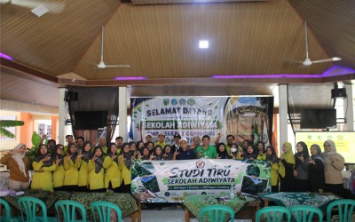 SMPN 1 Prembun Gelar Studi Tiru ke SMPN 3 Gombong untuk Penguatan Program Adiwiyata