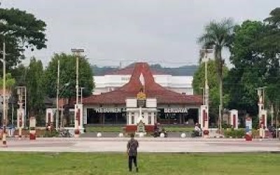 SEJARAH LOKAL